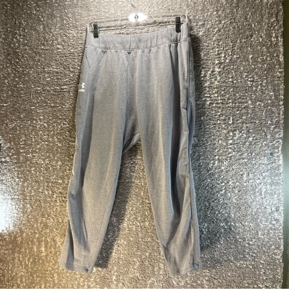 Under Armour Women Capri Track Pant Loose Fit Elastic‎ Waist Gray Size M